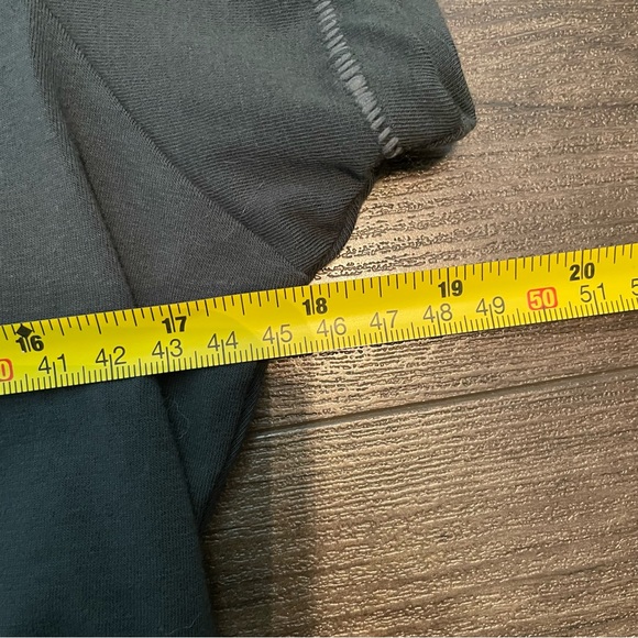 Skims Bodysuit - Picture 2 of 4